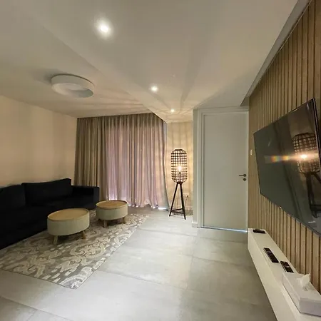 Central Business Suites Nicosia - Araouzou By Platform 357 Exterior photo